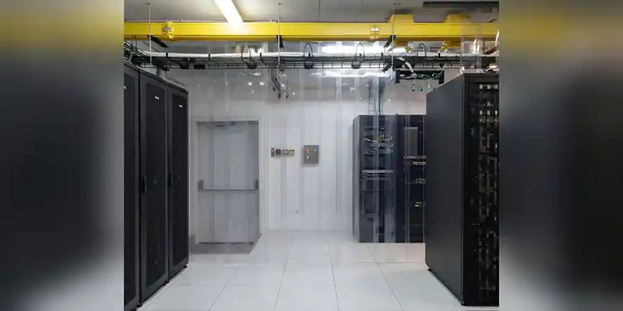 Elektronik ve yanıcı alanlar için anti-statik PVC şerit perde uygulaması